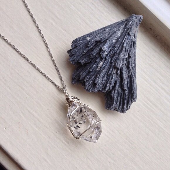 Herkimer Diamond (Raw) Necklace - Double Terminated Quartz Crystal - .925 Ecofri - Picture 1 of 2